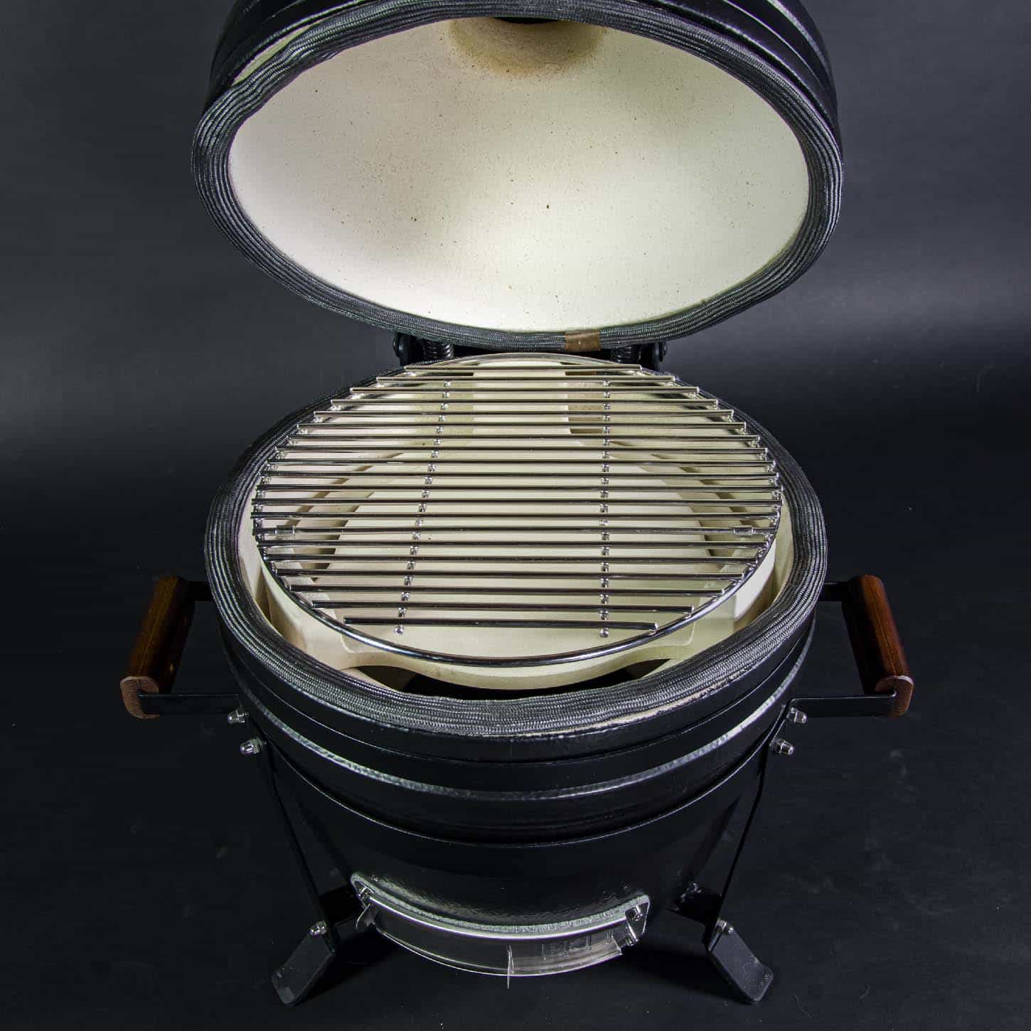 Medium Kamado BBQ 16