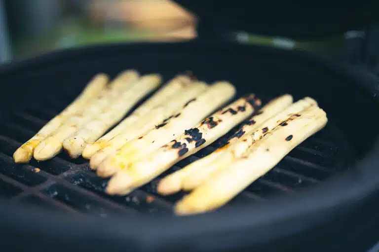 Asperges met kaassaus van de bbq recept